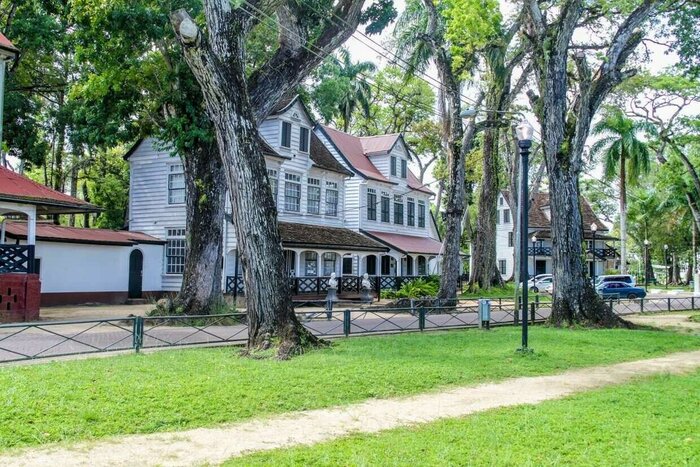 Kolonialgebäude in Paramaribo
